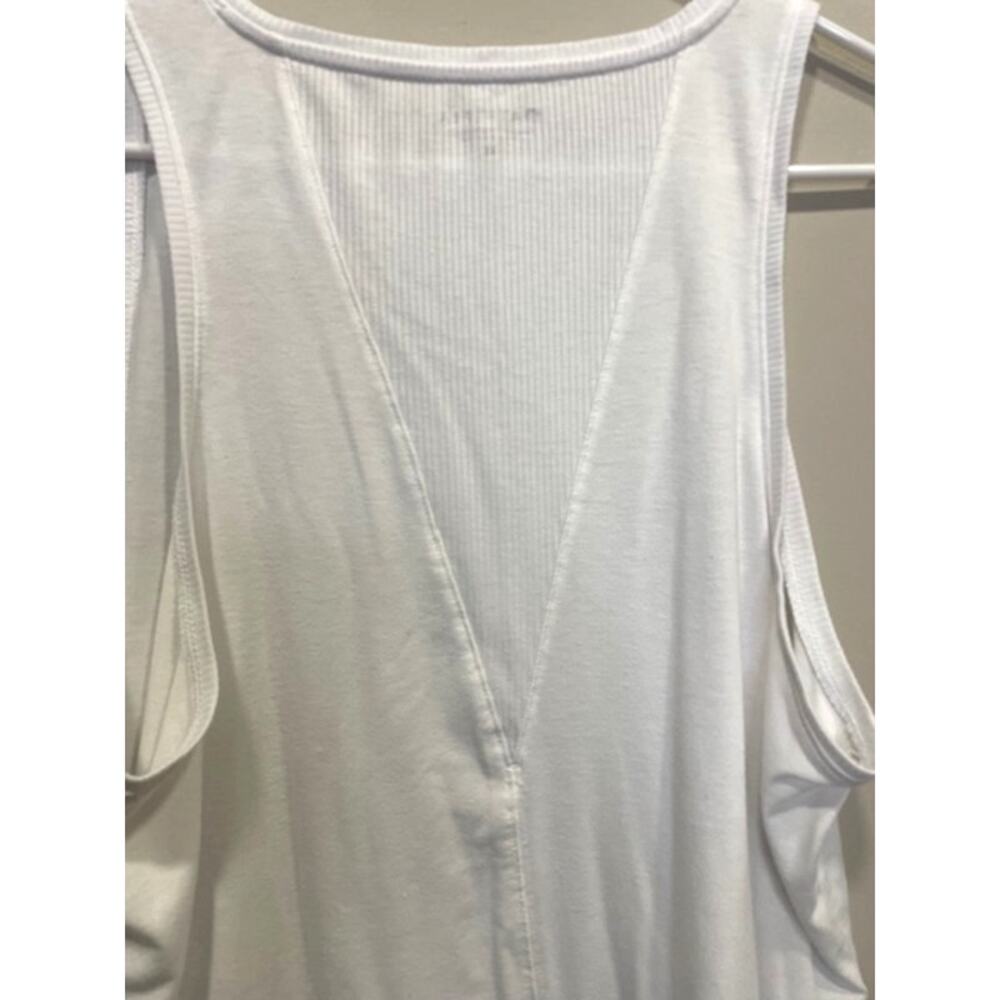 Athleta Set of 2 Tanks White Cotton Breathable Athletic Tops Size XL - Picture 9 of 12